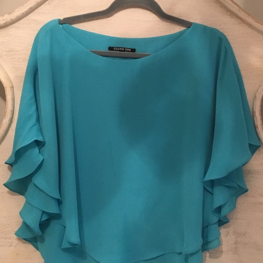 Gianni Bini Ladies M flowing top